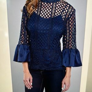 Dolce Cabo Satin Lace Open Lace Navy Top Size Large NWOT